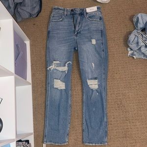 Hollister mom jeans